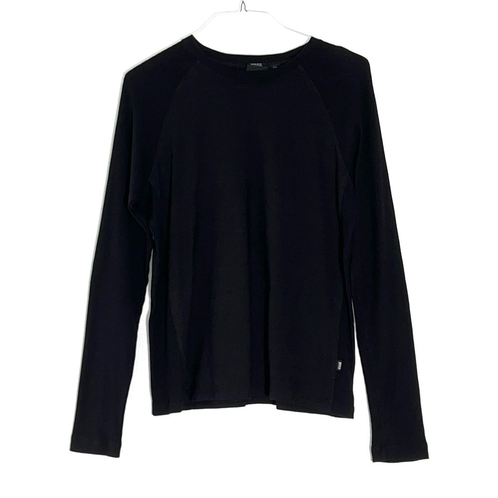 Hugo Boss Men’s Black Sweater